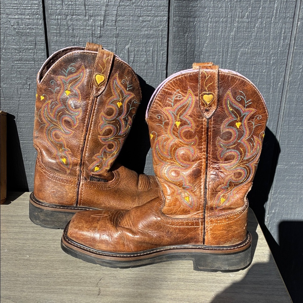 Justin Boots Brown Leather with Colorful Embroidery